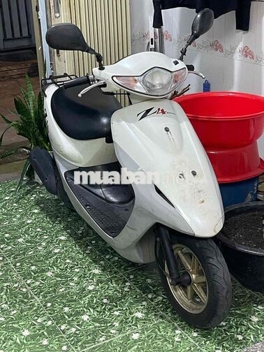 Honda Dio Z4 50cc Nhật Bản màu Trắng