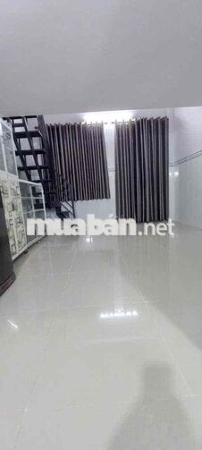 nhà ( phòng) còn mới đẹp có nội thất đs35 gần chợ hiệp bình