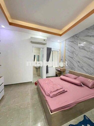 Nhà Xe Hơi Đậu Trước Cửa Thạnh Xuân - Sát Chung Cư Picity 4PN 5WC 12tr
