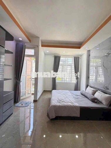 Nhà Xe Hơi Đậu Trước Cửa Thạnh Xuân - Sát Chung Cư Picity 4PN 5WC 12tr