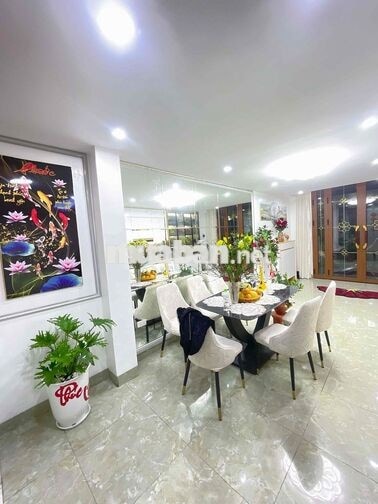 Nhà Riêng Nguyên Căn Ô Đồng Lầm Đông Đa 40m2 6T Thang Máy
