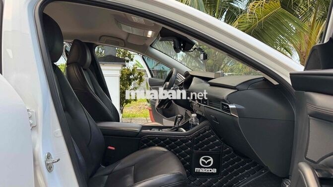 Mazda 3 2024 1.5L Luxury 1 chủ, còn bh 2 chiều