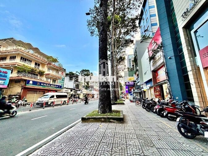 NHÀ MT - NGUYỄN THỊ MINH KHAI, QUẬN 3 - 5x20m - 2 TẦNG - GIÁ: 60 TRIỆU