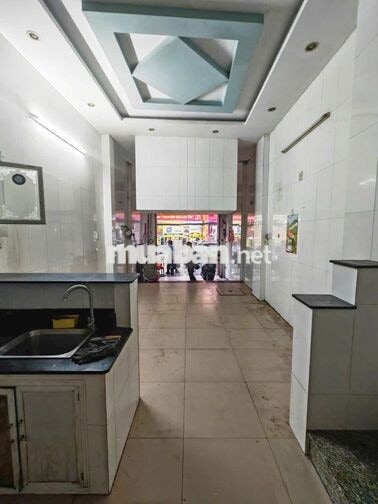 Cho Quán Ăn Mặt Tiền Lê Quang Định 200m2 Có 3 Tầng 4 Phòng Chỉ 25Tr