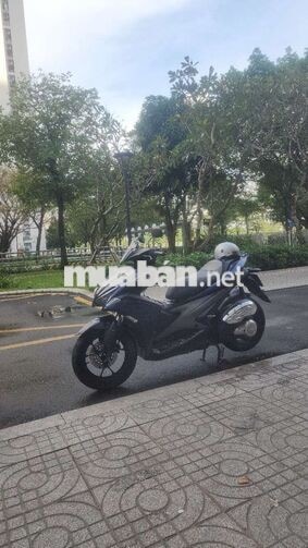 Yamaha NVX 155 màu Đen