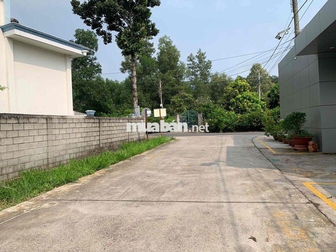BÁN GẤP LÔ ĐẤT VƯỜN 631m2-60TC GIÁ 1.4 tỷ. HỖ TRỢ VAY BANK 1.2 TỶ