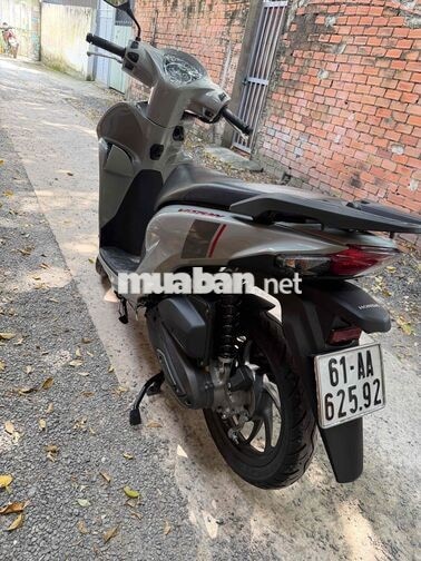 Honda Vision 2025 Thể thao 7000km Xám