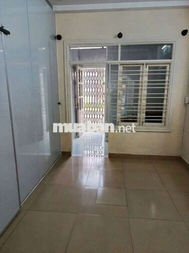 CHO THUÊ NHÀ MẶT TIỀN KINH DOANH KHU VEN SÔNG GẦN TRƯỜNG NGÔ CHÍ QUỐC 