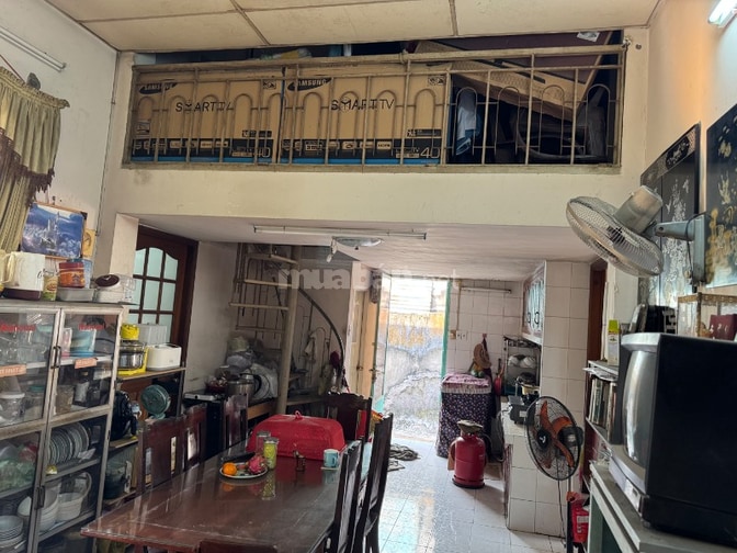 Cần bán gấp nhà Villa- phường Phước Long 
