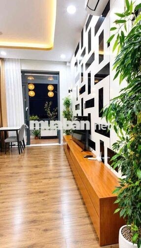 CHO THUÊ CĂN HỘ 1 PHÒNG NGỦ CÓ BAN CÔNG TRUNG TÂM NHA TRANG GIÁ 15 TRI