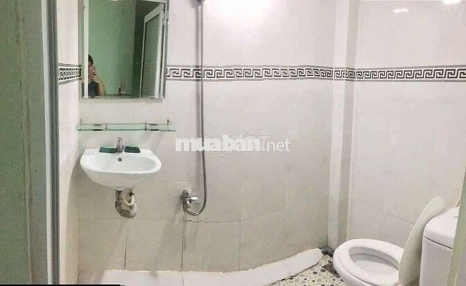 nhà nc mới đẹp tr L 1 lầu2pn 2vs phan văn trị p11 Bình thạnh