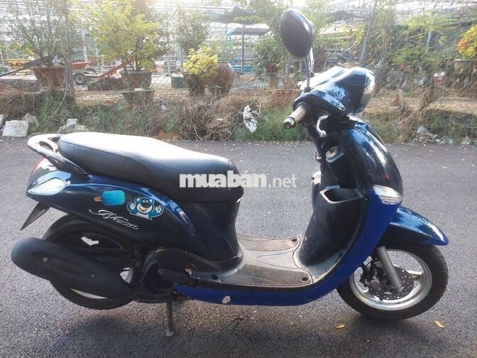 Yamaha Nazzia màu xanh máy rin 