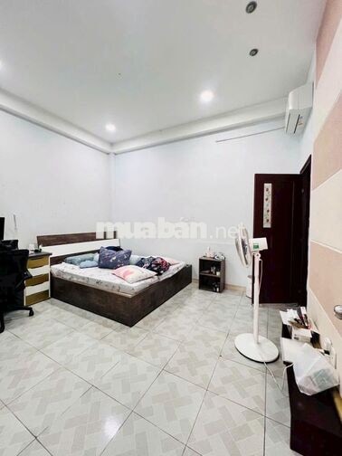CHO THUÊ NHÀ 2 LẦU GIÁ RẺ HẺM ĐƯỜNG TCH 10 P. TÂN CHÁNH HIỆP Q12 