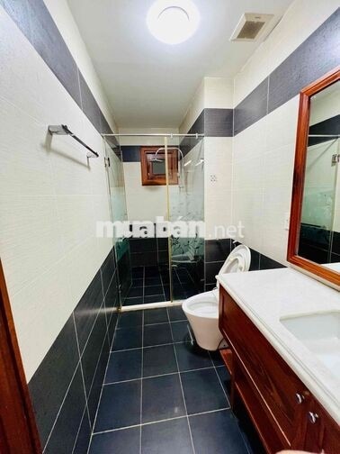 Phòng studio 28m2 đường 25 gần gigamall