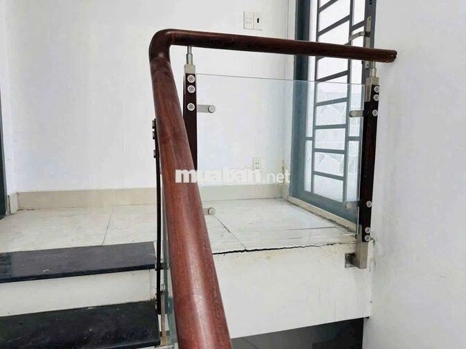 Cho Thuê Nhà MT Hẻm 10M Thông Lê Đức Thọ P.15(4x15m)-6PN5WC- Giá 18tr