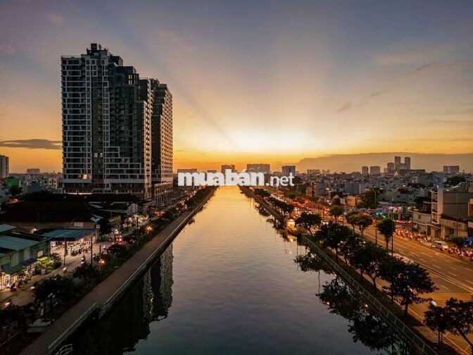 Bán căn hộ D-Aqua Quận 8, 2pn 2wc 68m2 nhà mới 100% view Kênh Tàu Hủ
