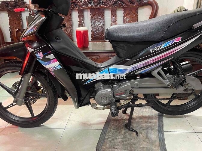 Xe máy 50cc màu đen