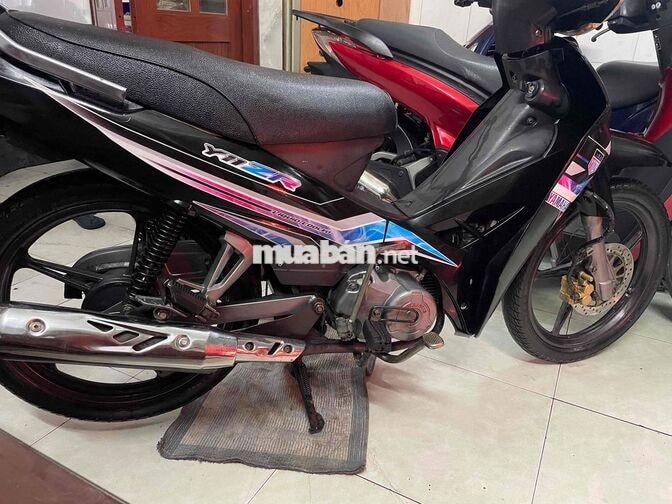 Xe máy 50cc màu đen