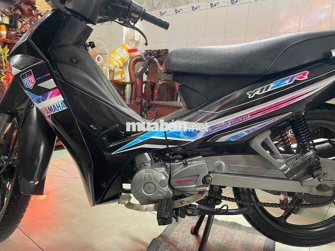 Xe máy 50cc màu đen
