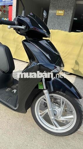 Honda SH 125 màu đen ( hỗ trợ góp )
