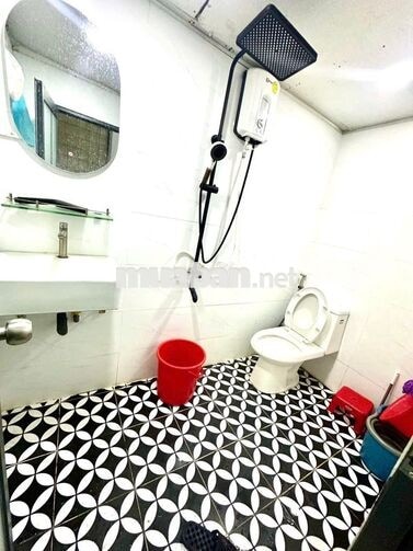 Cho  1 phòng ngủ, 1 phòng bếp, máy giặt riêng full nội thất giá 6tr8