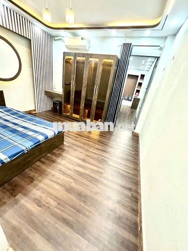 Cho  1 phòng ngủ, 1 phòng bếp, máy giặt riêng full nội thất giá 6tr8