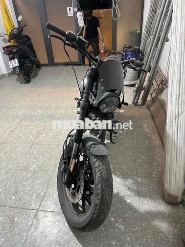 GPX Legend 200 màu đen