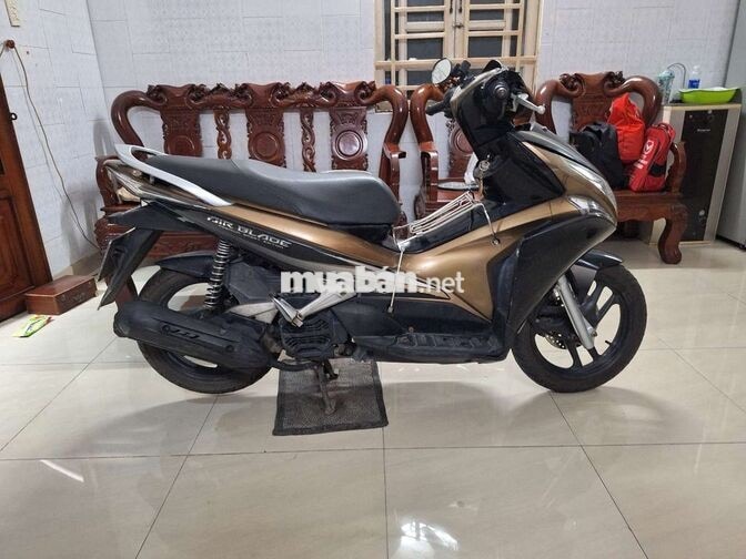 Honda Air Blade 2021 Đen vàng