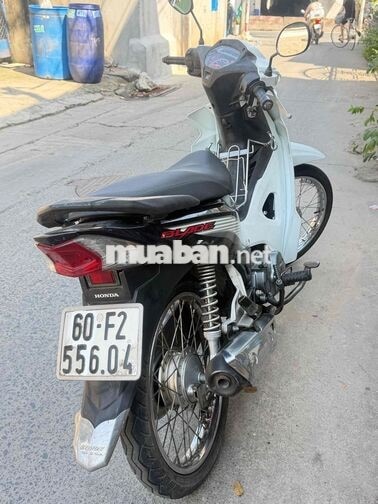 Honda Wave Blade 2017 màu trắng