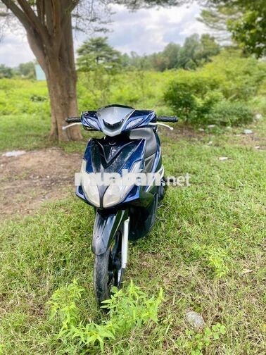 Yamaha Luvius Fi màu Xanh