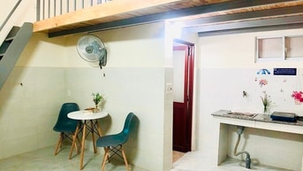 Căn hộ mini cao cấp, yên tĩnh, tiện nghi, bảo vệ 24/24 Căn hộ mini cao cấp, yên tĩnh, tiện nghi, bảo vệ 24/24