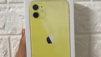 Mình cần bán ip11 vàng 64G nguyên hộp full phụ kiện Mình cần bán ip11 vàng 64G nguyên hộp full phụ kiện