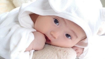 Mình cần tìm người trông bé 2 tuổi và phụ giúp việc nhà Mình cần tìm người trông bé 2 tuổi và phụ giúp việc nhà
