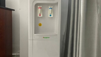 Cần bán 1 cây nước nóng lạnh hiệu Kangaroo mới 99% Cần bán 1 cây nước nóng lạnh hiệu Kangaroo mới 99%