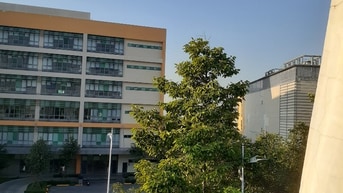 Nhân viên tư vấn và chăm sóc khách hàng Nhân viên tư vấn và chăm sóc khách hàng