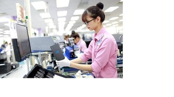 Tuyển 200 công nhân nữ hỗ trợ ăn ở lại lương cao Tuyển 200 công nhân nữ hỗ trợ ăn ở lại lương cao