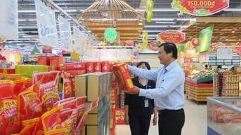 Cần bổ sung gấp nhân viên phụ bán hàng sắp xếp hàng hóa Cần bổ sung gấp nhân viên phụ bán hàng sắp xếp hàng hóa