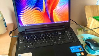 Cần bán Laptop Dell 3521( i7 3537U Ram 8GB Hdd500) Cần bán Laptop Dell 3521( i7 3537U Ram 8GB Hdd500)