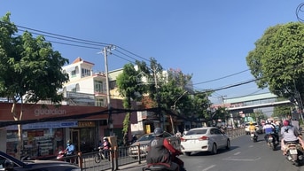 Mặt tiền Quang Trung 4,4x12, 1 trệt 2 lầu, 4Pn, 15tr/th Mặt tiền Quang Trung 4,4x12, 1 trệt 2 lầu, 4Pn, 15tr/th