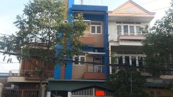 Cho Thuê Nhà 3 tầng mặt tiền Nguyễn Đệ có sân rộng Cho Thuê Nhà 3 tầng mặt tiền Nguyễn Đệ có sân rộng