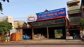 Chính chủ cần bán khu nhà măt phố Chính chủ cần bán khu nhà măt phố