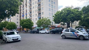 Bán nhà phố Nguyễn Khang  95m2 , giá: 16.5 tỷ