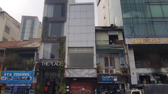 CHO THUÊ NGUYÊN CĂN NHÀ MẶT TIỀN, 36 LÊ LAI, P. BẾN THÀNH, Q1