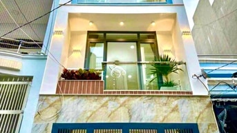 Bán nhà mặt tiền hẻm thông, gần công viên làng hoa gò vấp