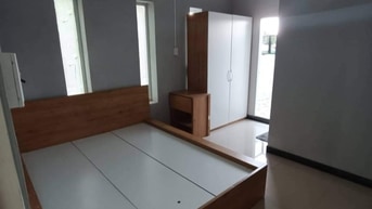 Bán nhà mặt tiền trệt lầu 4x20 ngay trường Trung cấp Bách Nghệ