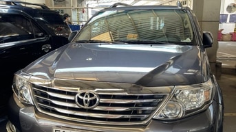 Bán xe Toyota fortuner 7 chỗ, đời 2014, lưu hành 160 ngàn km