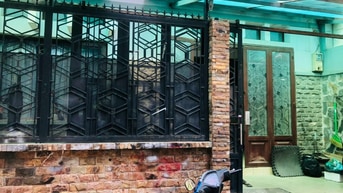 Cho thuê nhà hẻm xe hơi Hồ Xuân Hương, Quận Bình Thạnh, 8x12m, 2 lầu