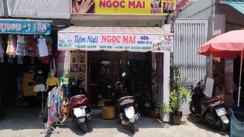 Sang Tiệm Nails Ngay Trung Tâm Quận Gò Vấp 