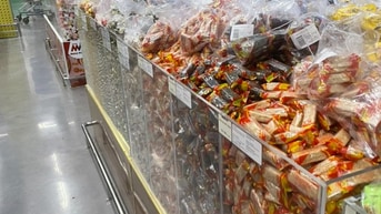 Cần 2 nhân viên nam  nữ  Phụ Bán Hàng đi làm luôn