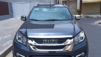 Bán Isuzu MUX 3.0 máy dầu số tự động